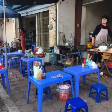 Không gian- Quán Ăn Tiến Mai - Xôi, Bún & Miến