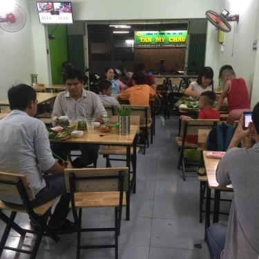 Không gian- Quán Ăn Triệu Vy - Bún Đậu Mẹt 17K