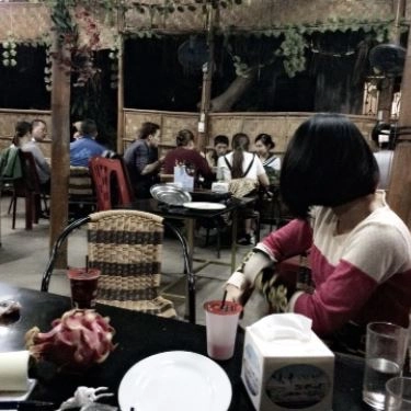 Không gian- Quán Ăn Trúc Linh Vườn Quán