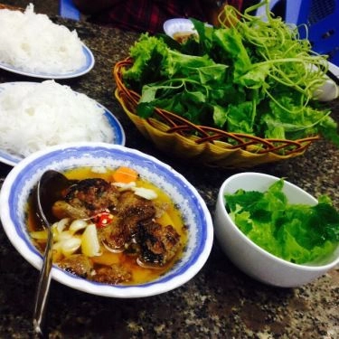 Món ăn- Quán Ăn Trung Bún - Bún Chả Hà Nội & Nem Cua Biển