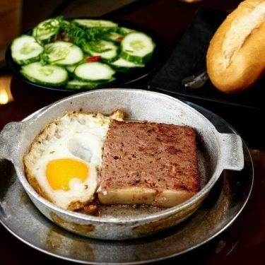 Món ăn- Quán Ăn Trung Hiếu - Bánh Mì Bít Tết & Sốt Vang