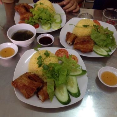 Món ăn- Quán Ăn Cơm Gà Xối Mỡ Tư Kiều