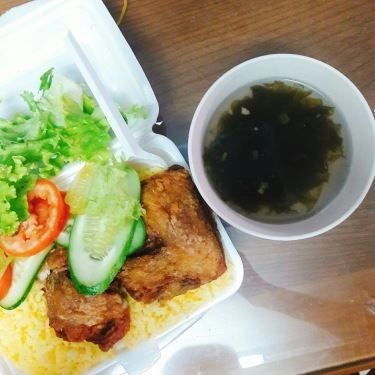Món ăn- Quán Ăn Tư Kiều - Cơm Gà Xối Mỡ