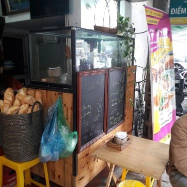 Không gian- Quán Ăn Tuấn Minh - Bánh Mì Bít Tết