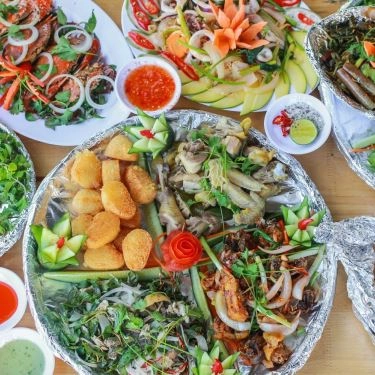 Professional- Quán Ăn Hải Sản Biển Phố