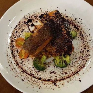 Professional- Nhà Hàng DOM - The Wine Bistro