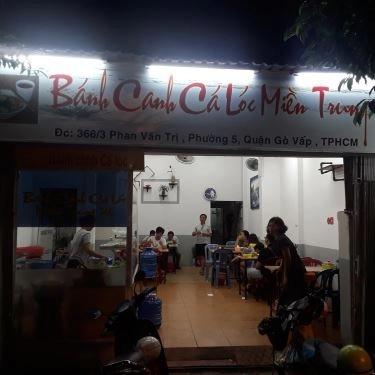 Không gian- Quán Ăn O Loan 366 - Bánh Canh Cá Lóc Miền Trung