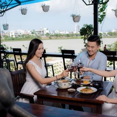 Professional- Nhà Hàng Cham - Món Việt