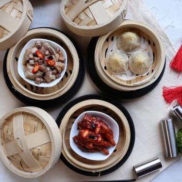 Professional- Quán Ăn Feng Huang - Triệu Việt Vương