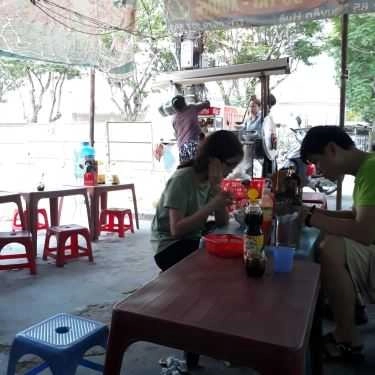 Không gian- Quán Ăn Út Lâm - Hủ Tiếu Xương