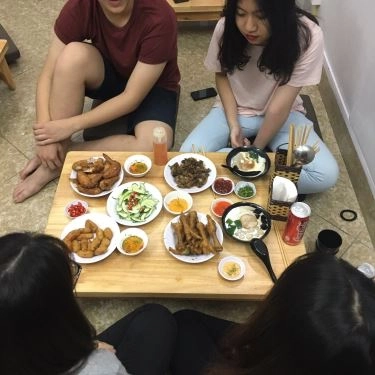 Món ăn- Quán Ăn Vâu Quán - Lẩu Thái & Chân Gà Chiên Mắm