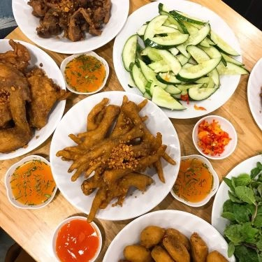 Món ăn- Quán Ăn Vâu Quán - Lẩu Thái & Chân Gà Chiên Mắm