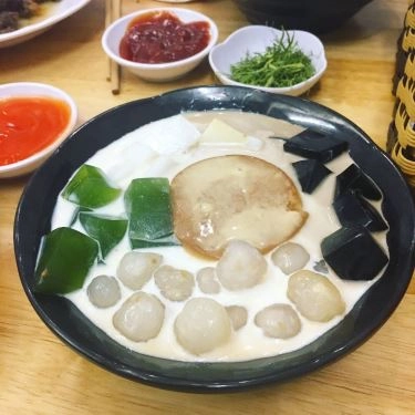 Món ăn- Quán Ăn Vâu Quán - Lẩu Thái & Chân Gà Chiên Mắm