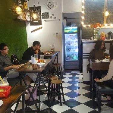 Không gian- Quán Ăn Vị 37 - Drink & Fastfood