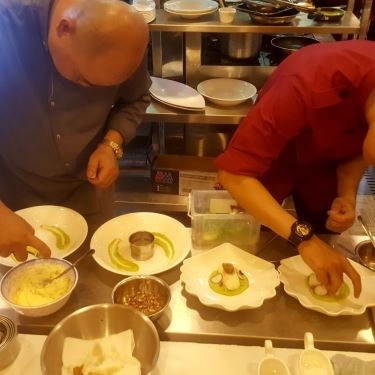 Tổng hợp- Nhà Hàng Vin De Soleil Restaurant - Món Âu & Á