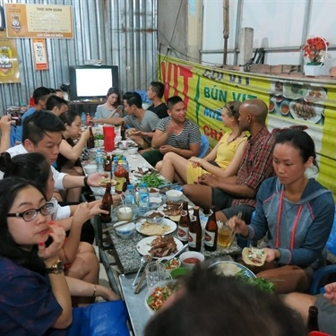 Tổng hợp- Quán Ăn Xỉn Quán - Vịt Nướng Cuốn Bánh Taco