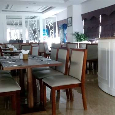 Không gian- Nhà Hàng Wonder Restaurant - Sea Phoenix Hotel