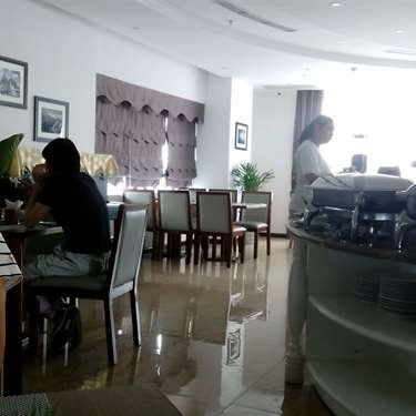 Không gian- Nhà Hàng Wonder Restaurant - Sea Phoenix Hotel
