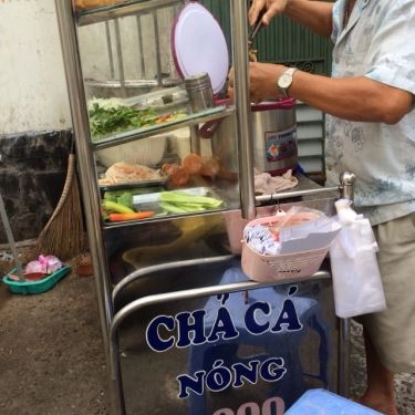 Không gian- Quán Ăn Xe Bánh Mì Chả Cá