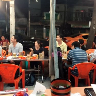 Tổng hợp- Quán Ăn Xí Ngầu Quán - Lẩu & Hải Sản Nướng