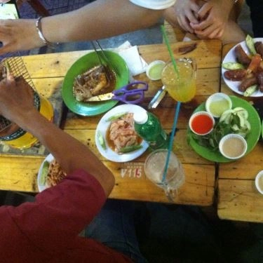 Tổng hợp- Quán Ăn Happy BBQ 2 Xiên Nướng Đồng Giá 5K - Lý Chính Thắng