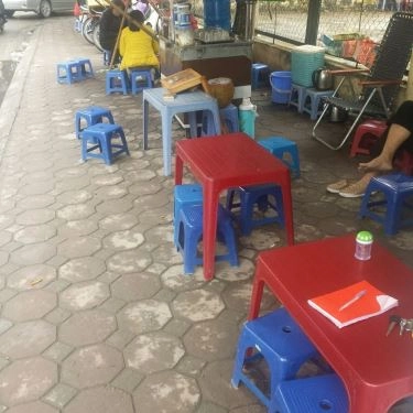 Không gian- Quán Ăn Chị Bích - Xôi Gà & Bánh Mì