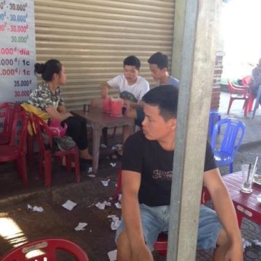 Không gian- Quán Ăn Xôi Thịt Nướng - Âu Cơ
