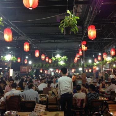 Không gian- Quán Ăn Yaki - Chẳng Dừng Nướng - Đường Số 3
