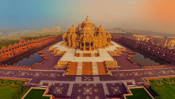Đền thờ Akshardham vô cùng đồ sộ với diện tích hơn 40 ha.