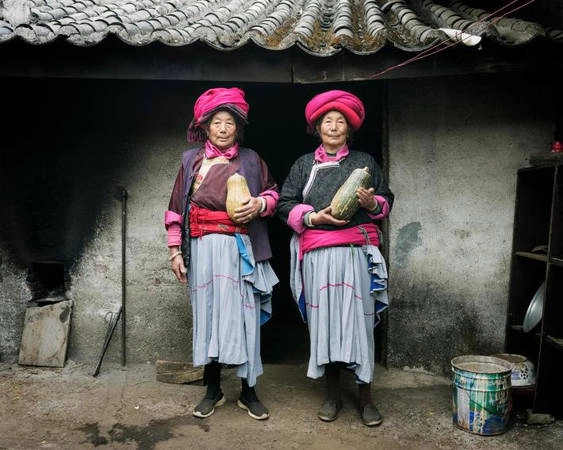 Người phụ nữ ở đây nắm giữ sức mạnh về cả tinh thần và thể chất. Ảnh: National Geographic. Người phụ nữ ở đây nắm giữ sức mạnh về cả tinh thần và thể chất. Ảnh: National Geographic.