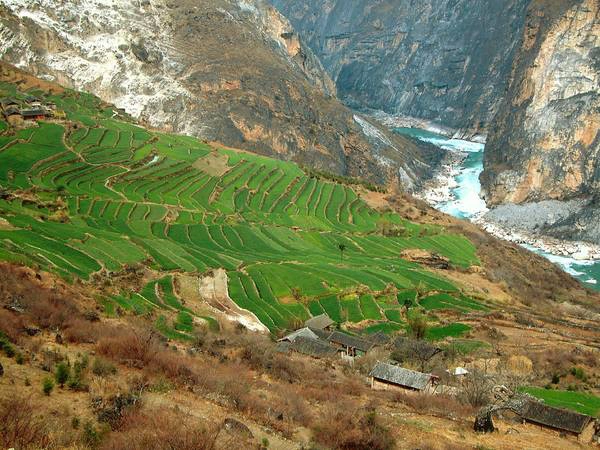 Vực Hổ Nhảy là một phần của Tam Giang Tịnh Lưu đã được UNESCO công nhận là di sản thiên nhiên thế giới năm 2007. Ảnh: Wikipedia Vực Hổ Nhảy là một phần của Tam Giang Tịnh Lưu đã được UNESCO công nhận là di sản thiên nhiên thế giới năm 2007. Ảnh: Wikipedia