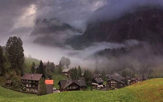 Làng Alps của Grindelwald, Thụy Sĩ. da-mat-voi-24-ngoi-lang-nhin-thay-da-muon-bo-chay-ivivu-19