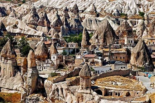 Làng Abi Barak, Afghanistan. da-mat-voi-24-ngoi-lang-nhin-thay-da-muon-bo-chay-ivivu-20