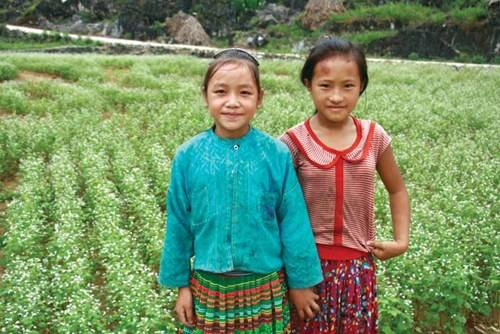 phuot-tren-cung-duong-hanh-phuc-dong-van-ivivu-7