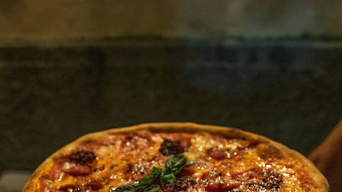 Pizza infernale, món yêu thích ở Tropea - Ảnh: cntraveler Pizza infernale, món yêu thích ở Tropea - Ảnh: cntraveler