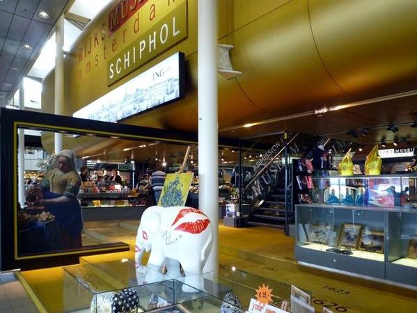 Một nhánh của Bảo tàng Rijksmuseum ở sân bay Schiphol, Hà Lan - Ảnh:flysfo Một nhánh của Bảo tàng Rijksmuseum ở sân bay Schiphol, Hà Lan - Ảnh:flysfo