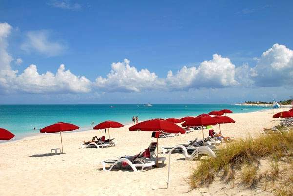 grace-bay-providenciales-turks-va-caicos-ivivu1