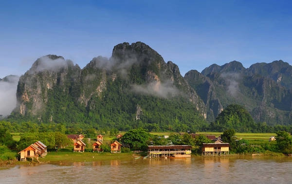 10-danh-thang-khong-the-bo-qua-khi-den-lao-ivivu-8