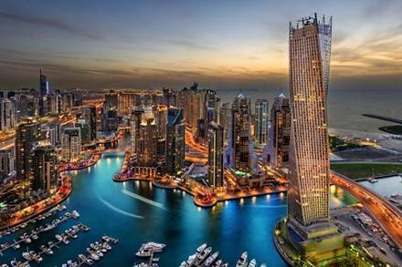7. Bến thuyền Dubai: Hãy đến bến thuyền này để có cơ hội chiêm ngưỡng những tòa nhà cao nhất trên thế giới. Và cũng giống nhưng các công trình khác tại Dubai, bến thuyền này là một trong những sản phẩm nhân tạo lớn nhất trên thế giới và bạn không nên bỏ qua những cảnh quan đầy lý thú tại đây. 7. Bến thuyền Dubai: Hãy đến bến thuyền này để có cơ hội chiêm ngưỡng những tòa nhà cao nhất trên thế giới. Và cũng giống nhưng các công trình khác tại Dubai, bến thuyền này là một trong những sản phẩm nhân tạo lớn nhất trên thế giới và bạn không nên bỏ qua những cảnh quan đầy lý thú tại đây.
