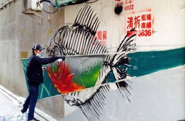 Rẽ vào những góc nhỏ, bạn sẽ thấy ngập tràn tranh vẽ graffiti.