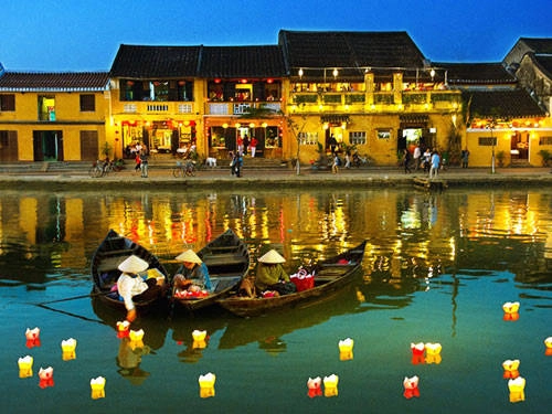 10-diem-den-cuc-chat-ton-chua-toi-600-ngan-dong-ngay-ivivu-7