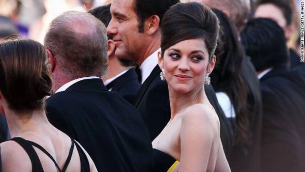 ivivu-french-10-things---marion-cotillard-horizontal-gallery