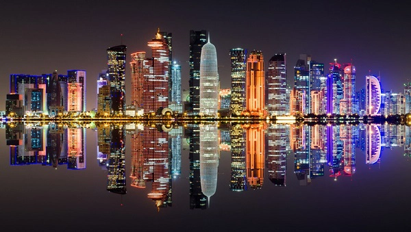 Phần lớn cư dân sống ở thành phố: 99% dân số Qatar sống ở các thành phố, số còn lại sống trong các làng mạc nhỏ hay theo kiểu du mục. Ảnh: DWN. Phần lớn cư dân sống ở thành phố: 99% dân số Qatar sống ở các thành phố, số còn lại sống trong các làng mạc nhỏ hay theo kiểu du mục. Ảnh: DWN.