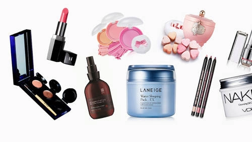 Đa dạng loại mỹ phẩm Hàn Quốc không chỉ nổi tiếng về thị trường cung ứng các dòng mỹ phẩm cho nữ và nam giới mà còn tạo ra những dòng sản phẩm mới, cách tân. Nguyên liệu chính cung cấp cho ngành công nghiệp mỹ phẩm ở đây gồm kem dưỡng da làm từ đất sét núi lửa, đậu nành lên men và ruột ốc.