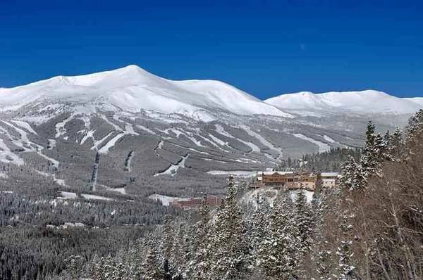 The Lodge at Breckenridge, Mỹ (3.108 m) The Lodge at Breckenridge, Mỹ (3.108 m)