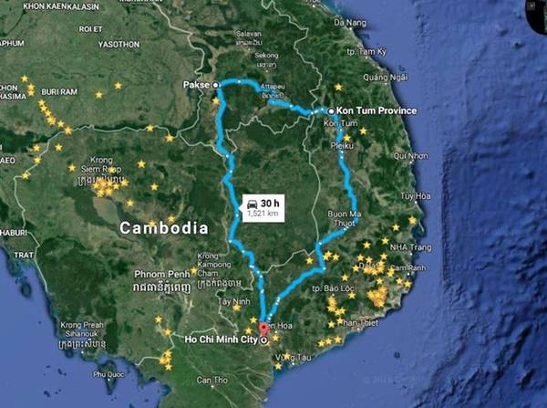 1D. Đi 3 nước Đông Dương: Đêm ngày đầu tiên chạy lên Xa Mát ngủ, sáng ngày 1 qua cửa khẩu qua Campuchia, chạy thẳng hướng về cửa khẩu Lào trong ngày, rất gần. Tiếp tục qua Lào luôn trong ngày, về Pakse ngủ. Sáng ngày 2 tham quan Pakse, đi về phía Attapeu ngắm các thác nhỏ xinh, rồi về thị trấn ngủ. Sáng ngày 3 chạy về cửa khẩu bờ Y, qua biên giới về Việt Nam. Chạy lên check cột mốc ngã 3 Đông Dương, về Pleiku, về Kon Tum ngủ. Ngày 4 chạy về TP HCM hoặc bỏ xe lên ôtô về. Yêu cầu chung: Phải có hộ chiếu, chạy xe cứng vì di chuyển xe máy nhiều, nhưng không quá xa. 1D. Đi 3 nước Đông Dương: Đêm ngày đầu tiên chạy lên Xa Mát ngủ, sáng ngày 1 qua cửa khẩu qua Campuchia, chạy thẳng hướng về cửa khẩu Lào trong ngày, rất gần. Tiếp tục qua Lào luôn trong ngày, về Pakse ngủ. Sáng ngày 2 tham quan Pakse, đi về phía Attapeu ngắm các thác nhỏ xinh, rồi về thị trấn ngủ. Sáng ngày 3 chạy về cửa khẩu bờ Y, qua biên giới về Việt Nam. Chạy lên check cột mốc ngã 3 Đông Dương, về Pleiku, về Kon Tum ngủ. Ngày 4 chạy về TP HCM hoặc bỏ xe lên ôtô về. Yêu cầu chung: Phải có hộ chiếu, chạy xe cứng vì di chuyển xe máy nhiều, nhưng không quá xa.