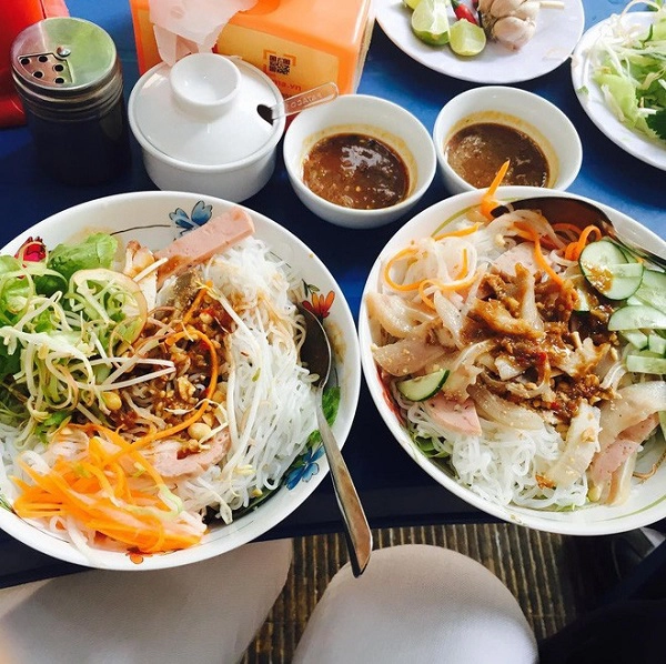 10-mon-an-dan-da-ngon-mien-ban-nhat-dinh-nen-nem-cho-du-khi-den-da-nang-du-lich-tet-nay-ivivu-25
