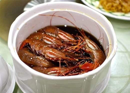 Món tôm nhảy. Món tôm nhảy.