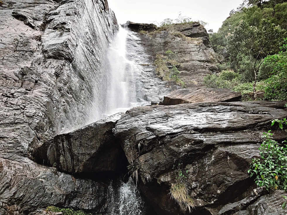 Thác nước ở Nuwara Aliya