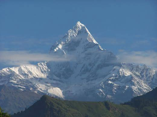 Annapurna ở Nepal là được mệnh danh là ngọn núi nguy hiểm nhất hành tinh. 60 người đã bỏ mạng và chỉ 157 người chinh phục thành công từ trước tới nay. Với tỷ lệ leo lên đỉnh thành công chỉ 38%, Annapurna được đánh giá khắc nghiệt và đáng sợ hơn nhiều so với việc leo Nanga Parbat và K2. Mặt phía nam của núi là con đường chinh phục khó nhằn nhất thế giới. Annapurna ở Nepal là được mệnh danh là ngọn núi nguy hiểm nhất hành tinh. 60 người đã bỏ mạng và chỉ 157 người chinh phục thành công từ trước tới nay. Với tỷ lệ leo lên đỉnh thành công chỉ 38%, Annapurna được đánh giá khắc nghiệt và đáng sợ hơn nhiều so với việc leo Nanga Parbat và K2. Mặt phía nam của núi là con đường chinh phục khó nhằn nhất thế giới.